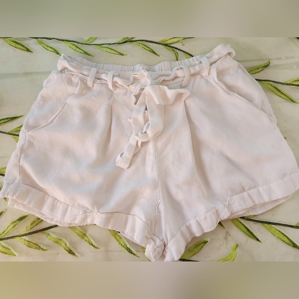 High Waist White Ruffle Hem Shorts